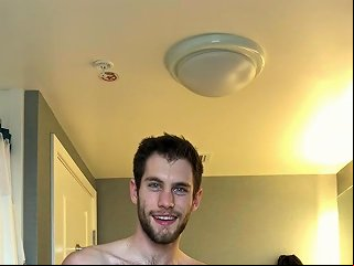 Piss And Cum In The Hotel
